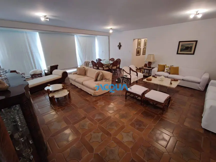 Apartamento com 4 quartos à venda, 210m2 em Guaruja - SP - imagem 2 Foto 2 de Apartamento com 4 quartos à venda, 210m2 em Guaruja - SP