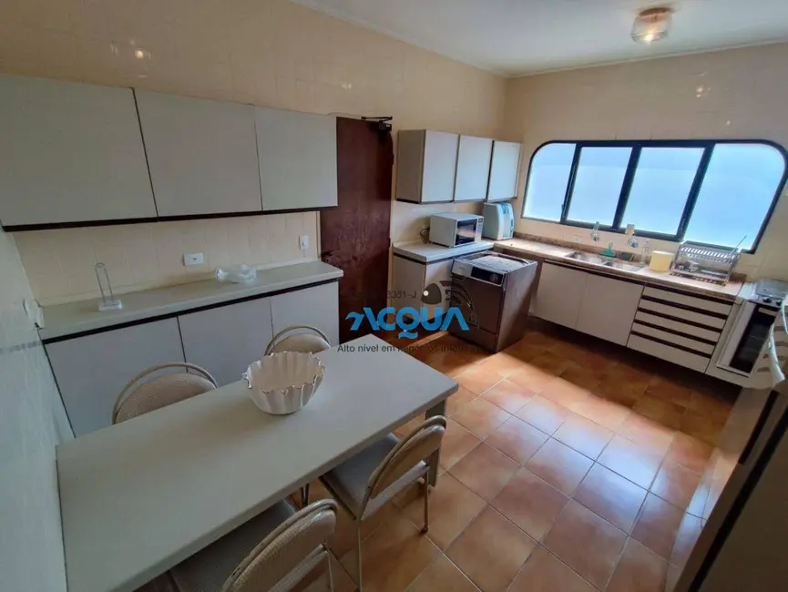 Apartamento com 3 quartos à venda, 220m2 em Guaruja - SP - imagem 7 Foto 7 de Apartamento com 3 quartos à venda, 220m2 em Guaruja - SP