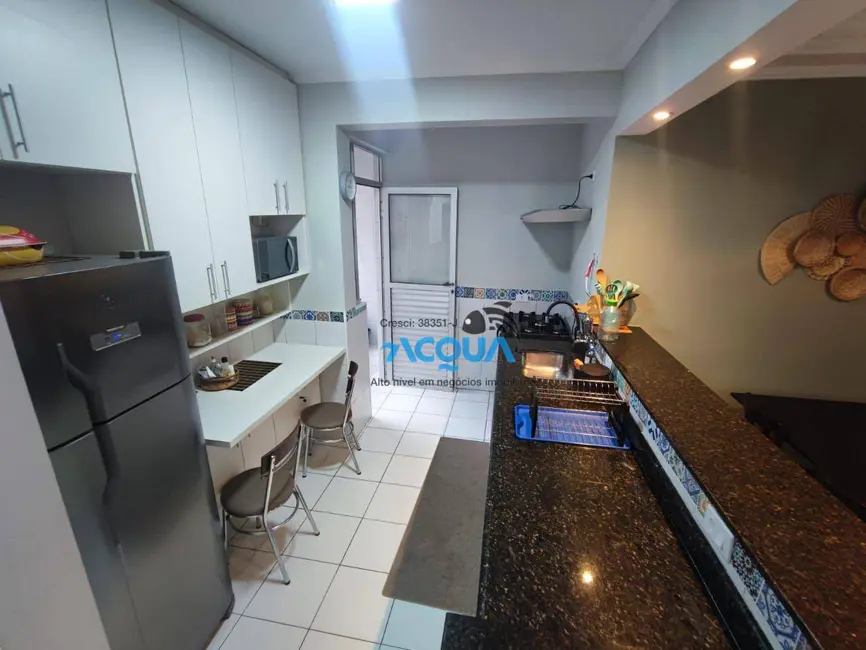 Foto 6 de Apartamento com 3 quartos à venda, 72m2 em Guaruja - SP
