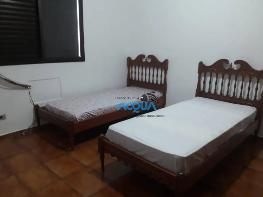Foto 6 de Apartamento com 3 quartos à venda, 80m2 em Guaruja - SP