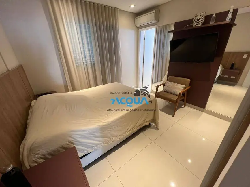 Foto 8 de Apartamento com 3 quartos à venda, 123m2 em Guaruja - SP