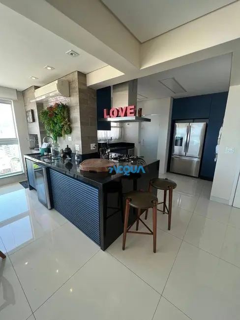 Foto 3 de Apartamento com 3 quartos à venda, 123m2 em Guaruja - SP