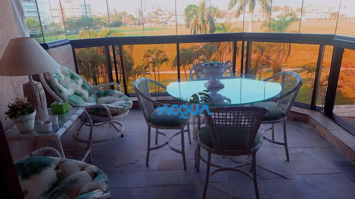 Foto 4 de Apartamento com 3 quartos à venda, 170m2 em Guaruja - SP