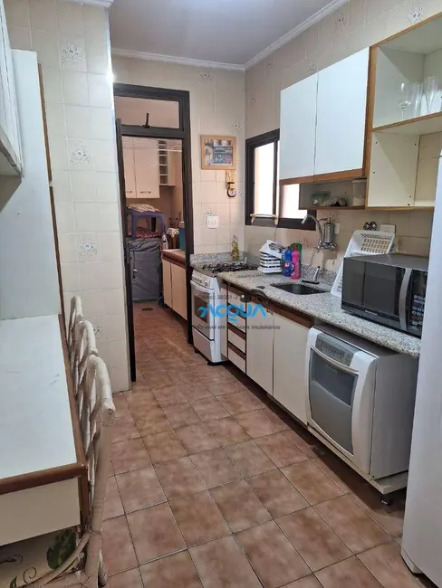Foto 5 de Apartamento com 2 quartos à venda em Guaruja - SP