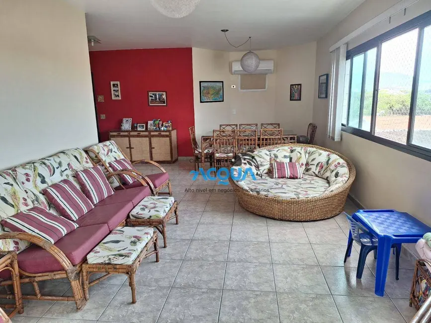 Apartamento com 3 quartos à venda, 160m2 em Guaruja - SP - imagem 2 Foto 2 de Apartamento com 3 quartos à venda, 160m2 em Guaruja - SP
