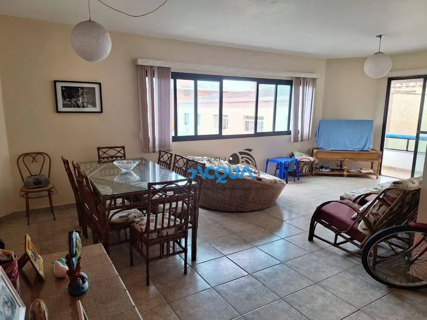 Apartamento com 3 quartos à venda, 160m2 em Guaruja - SP - imagem 1 Foto 1 de Apartamento com 3 quartos à venda, 160m2 em Guaruja - SP