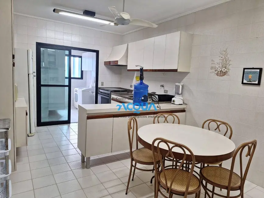 Apartamento com 3 quartos à venda, 160m2 em Guaruja - SP - imagem 4 Foto 4 de Apartamento com 3 quartos à venda, 160m2 em Guaruja - SP