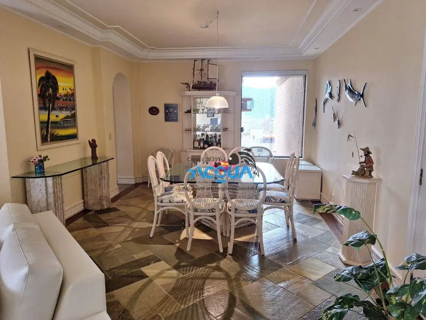 Foto 3 de Apartamento com 3 quartos à venda, 260m2 em Guaruja - SP