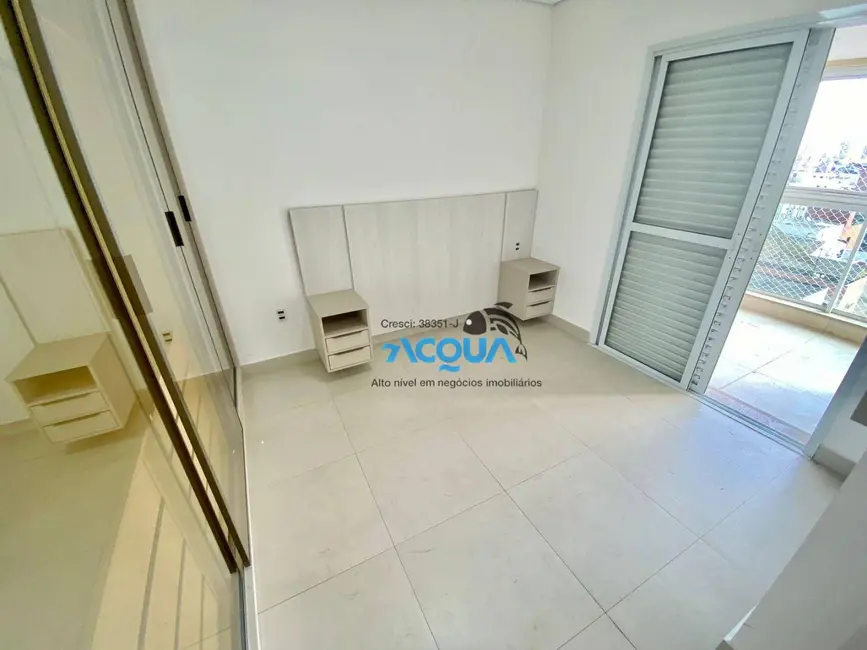 Foto 8 de Apartamento com 3 quartos à venda, 110m2 em Guaruja - SP