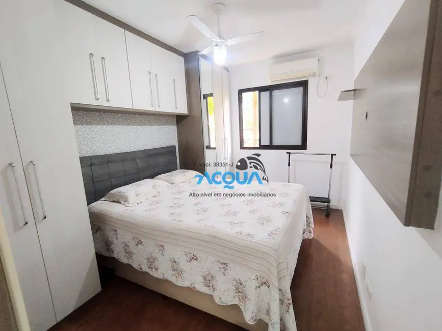 Foto 6 de Apartamento com 3 quartos à venda em Guaruja - SP