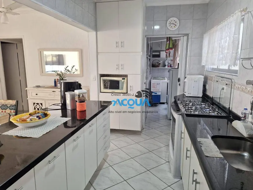 Foto 5 de Apartamento com 3 quartos à venda, 155m2 em Guaruja - SP