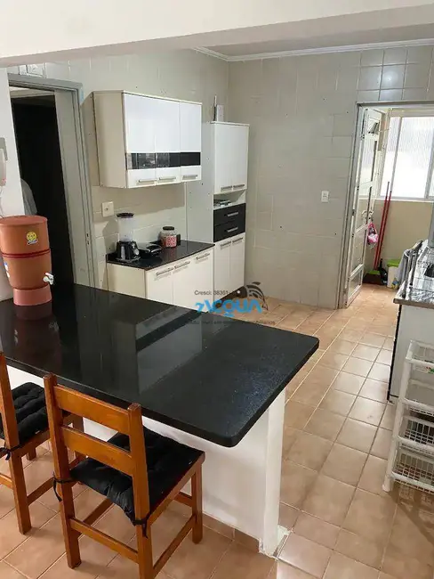 Apartamento com 3 quartos à venda, 110m2 em Jardim Las Palmas, Guaruja - SP - imagem 4 Foto 4 de Apartamento com 3 quartos à venda, 110m2 em Jardim Las Palmas, Guaruja - SP