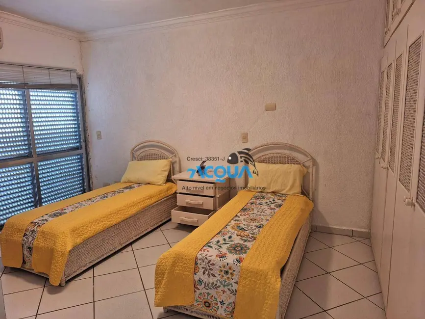 Foto 9 de Apartamento com 3 quartos à venda em Guaruja - SP