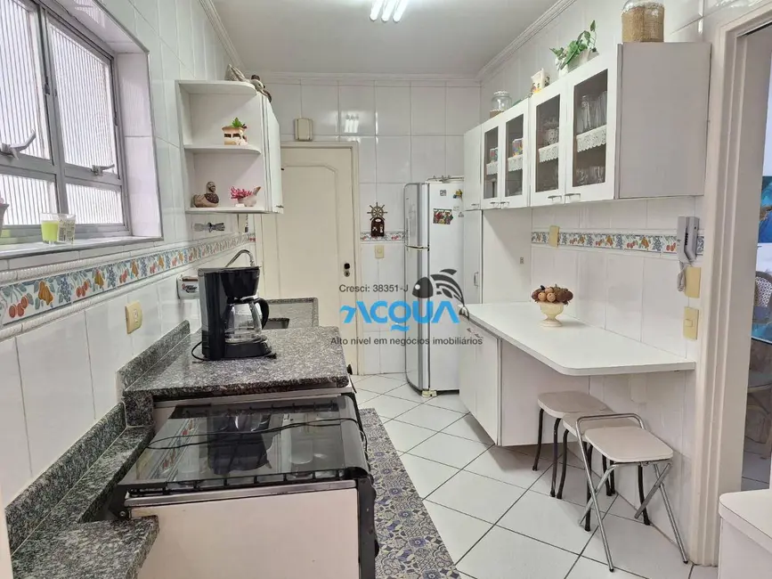 Foto 5 de Apartamento com 3 quartos à venda em Guaruja - SP