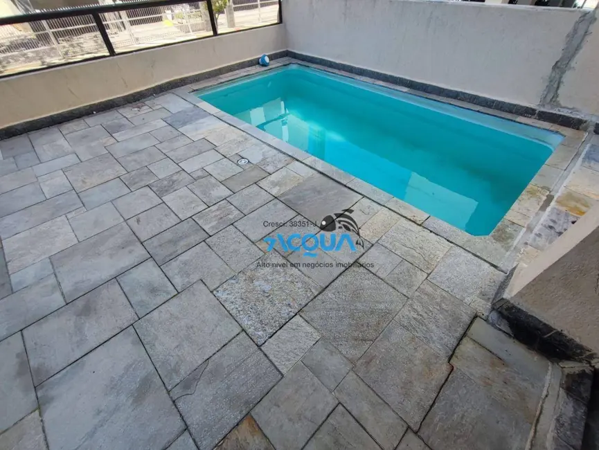 Cobertura com 4 quartos à venda, 134m2 em Guaruja - SP - imagem 3 Foto 3 de Cobertura com 4 quartos à venda, 134m2 em Guaruja - SP