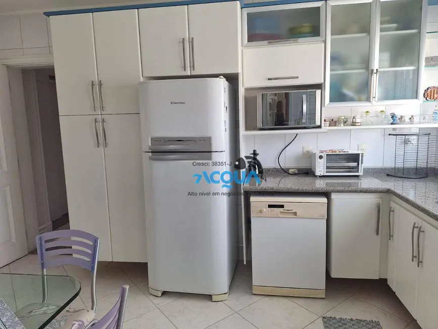 Apartamento com 3 quartos à venda, 164m2 em Guaruja - SP - imagem 8 Foto 8 de Apartamento com 3 quartos à venda, 164m2 em Guaruja - SP