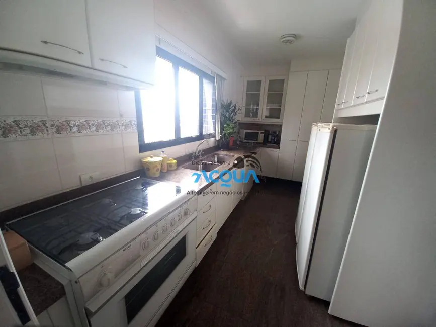 Apartamento com 4 quartos à venda, 166m2 em Jardim Tejereba, Guaruja - SP - imagem 4 Foto 4 de Apartamento com 4 quartos à venda, 166m2 em Jardim Tejereba, Guaruja - SP