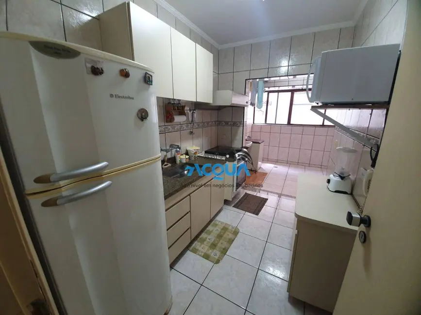 Foto 4 de Apartamento com 2 quartos à venda, 80m2 em Guaruja - SP
