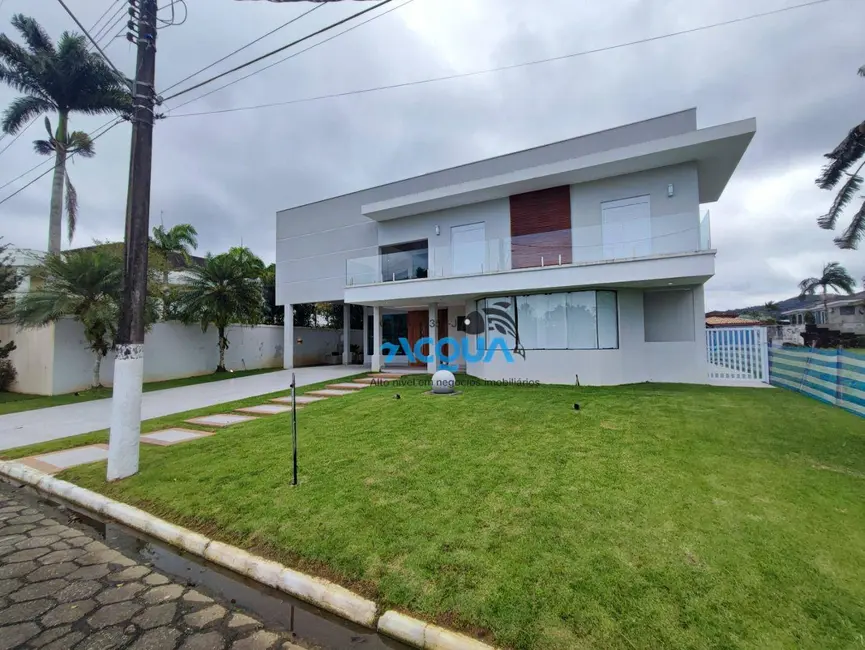 Casa de Condomínio com 5 quartos à venda, 1000m2 em Jardim Acapulco, Guaruja - SP - imagem 3 Foto 3 de Casa de Condomínio com 5 quartos à venda, 1000m2 em Jardim Acapulco, Guaruja - SP