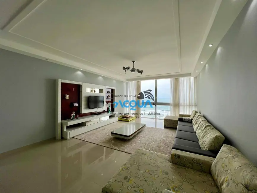 Foto 2 de Apartamento com 3 quartos à venda, 210m2 em Guaruja - SP