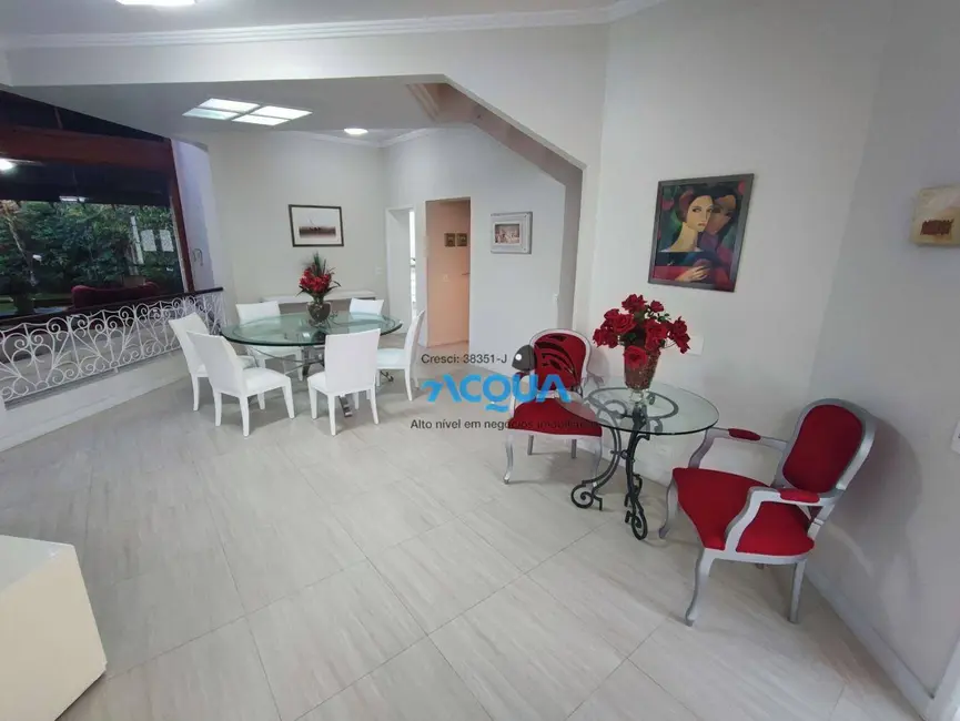 Foto 3 de Casa de Condomínio com 4 quartos para alugar, 1000m2 em Jardim Acapulco, Guaruja - SP