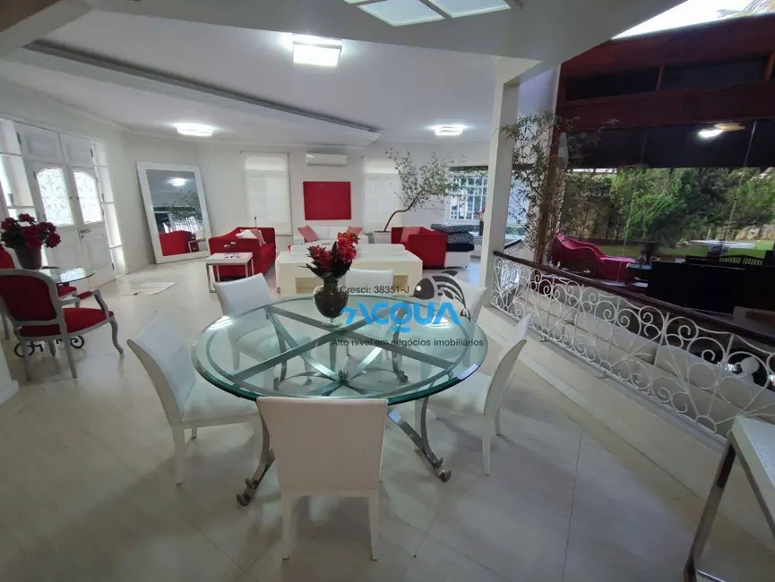 Foto 7 de Casa de Condomínio com 4 quartos para alugar, 1000m2 em Jardim Acapulco, Guaruja - SP