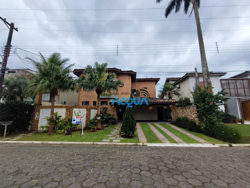 Casa de Condomínio com 4 quartos à venda em Jardim Acapulco, Guaruja - SP - imagem 3 Foto 3 de Casa de Condomínio com 4 quartos à venda em Jardim Acapulco, Guaruja - SP