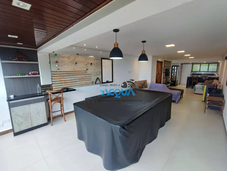 Apartamento com 3 quartos à venda, 168m2 em Morro Sorocotuba, Guaruja - SP - imagem 2 Foto 2 de Apartamento com 3 quartos à venda, 168m2 em Morro Sorocotuba, Guaruja - SP