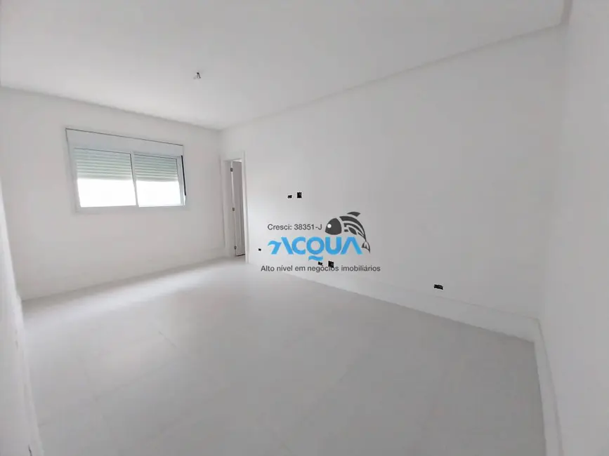 Apartamento com 3 quartos à venda, 175m2 em Jardim Virgínia, Guaruja - SP - imagem 8 Foto 8 de Apartamento com 3 quartos à venda, 175m2 em Jardim Virgínia, Guaruja - SP