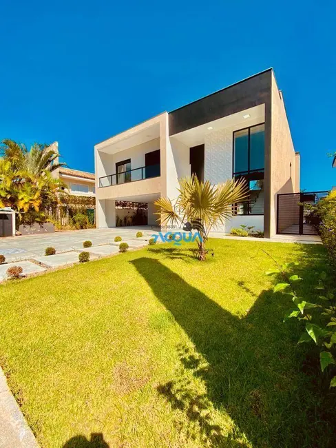 Foto 2 de Casa de Condomínio com 4 quartos à venda em Guaruja - SP
