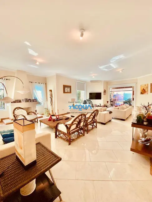 Casa de Condomínio com 4 quartos à venda em Guaruja - SP - imagem 8 Foto 8 de Casa de Condomínio com 4 quartos à venda em Guaruja - SP