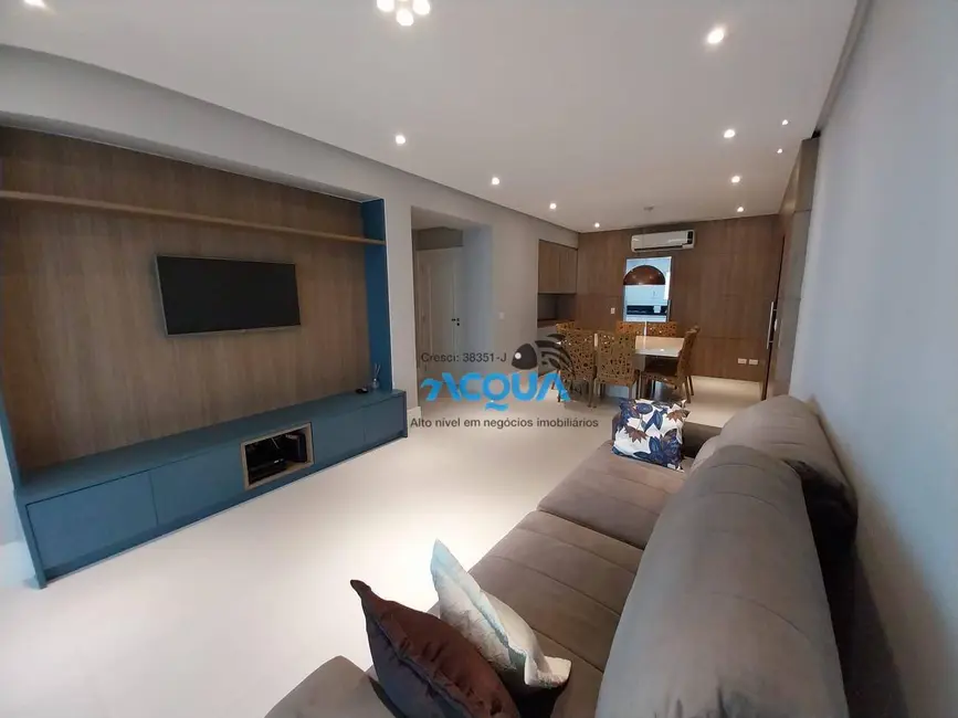 Foto 2 de Apartamento com 3 quartos à venda, 175m2 em Jardim Virgínia, Guaruja - SP