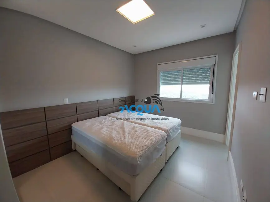 Apartamento com 3 quartos à venda, 175m2 em Jardim Virgínia, Guaruja - SP - imagem 8 Foto 8 de Apartamento com 3 quartos à venda, 175m2 em Jardim Virgínia, Guaruja - SP