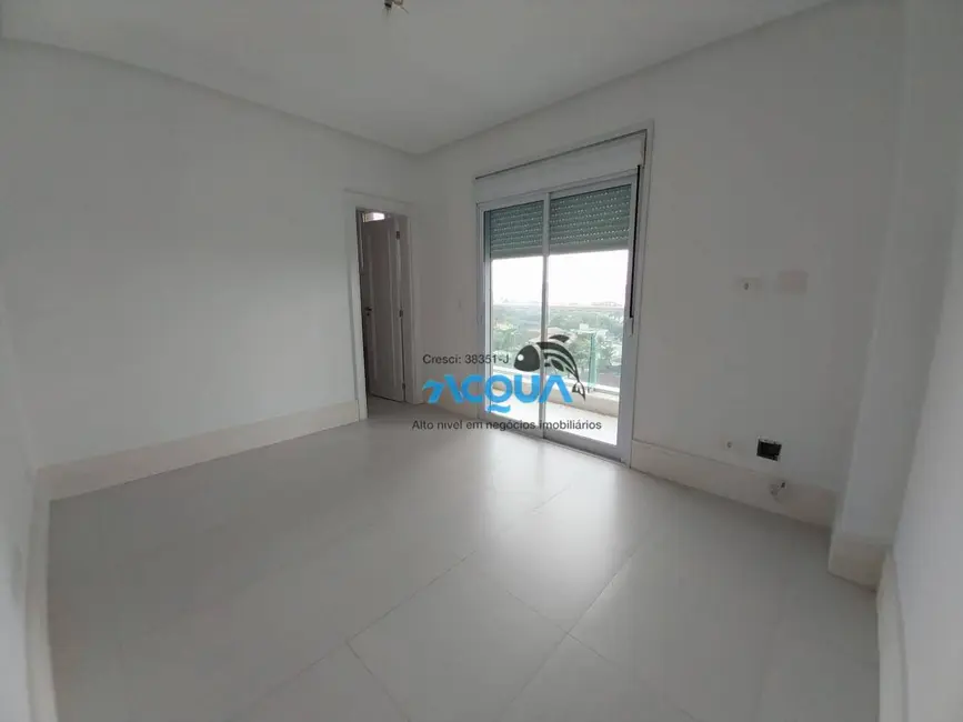 Apartamento com 3 quartos à venda, 175m2 em Jardim Virgínia, Guaruja - SP - imagem 7 Foto 7 de Apartamento com 3 quartos à venda, 175m2 em Jardim Virgínia, Guaruja - SP