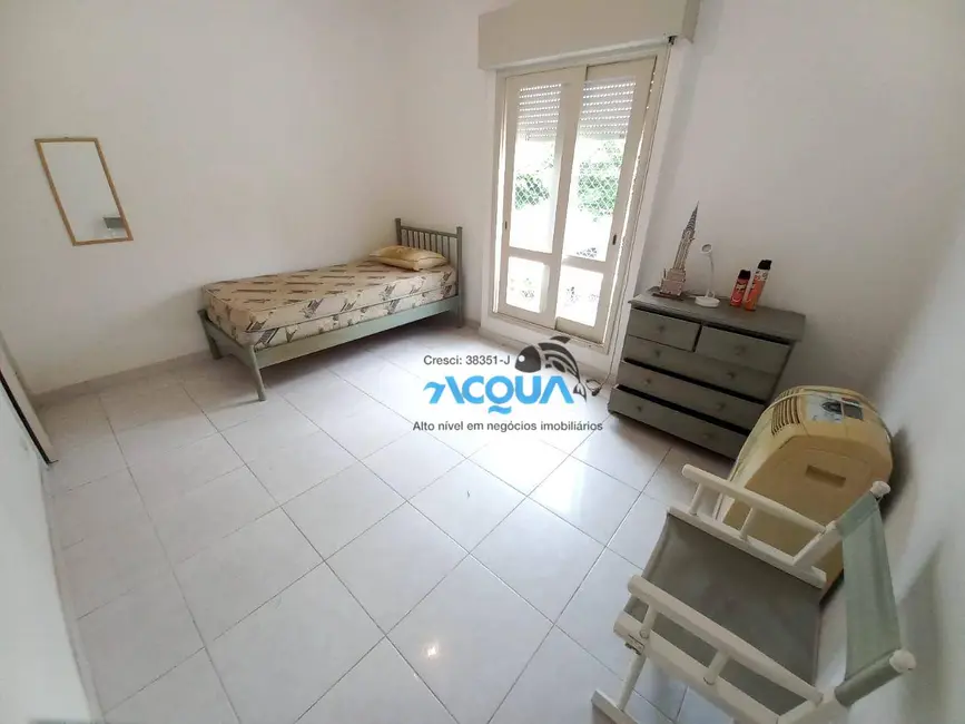 Foto 5 de Apartamento com 3 quartos à venda, 70m2 em Guaruja - SP