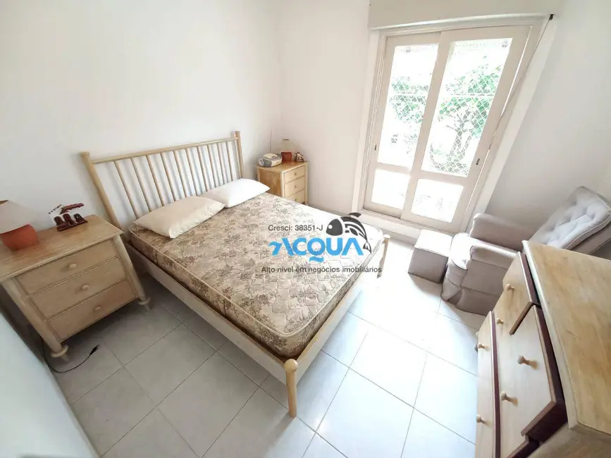 Foto 4 de Apartamento com 3 quartos à venda, 70m2 em Guaruja - SP