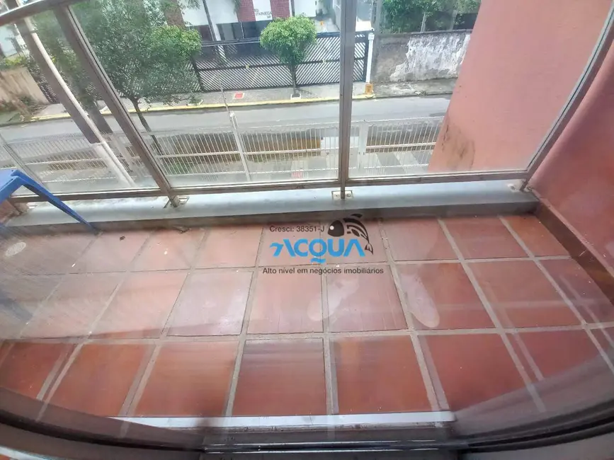 Apartamento com 2 quartos à venda, 80m2 em Jardim Três Marias, Guaruja - SP - imagem 3 Foto 3 de Apartamento com 2 quartos à venda, 80m2 em Jardim Três Marias, Guaruja - SP