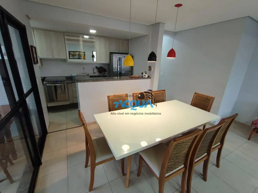 Loft / Flat com 3 quartos à venda, 112m2 em Guaruja - SP - imagem 4 Foto 4 de Loft / Flat com 3 quartos à venda, 112m2 em Guaruja - SP
