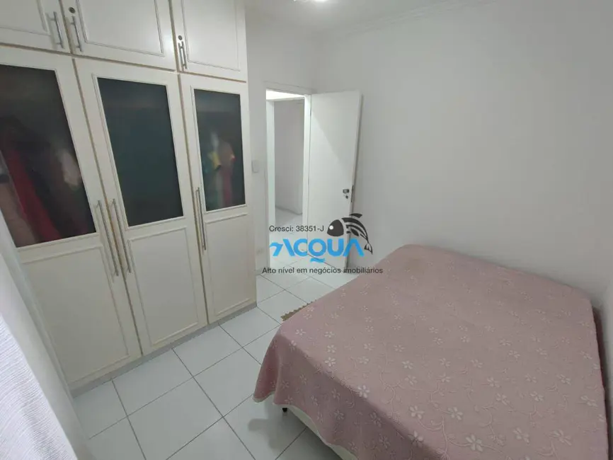 Foto 7 de Apartamento com 3 quartos à venda, 76m2 em Guaruja - SP