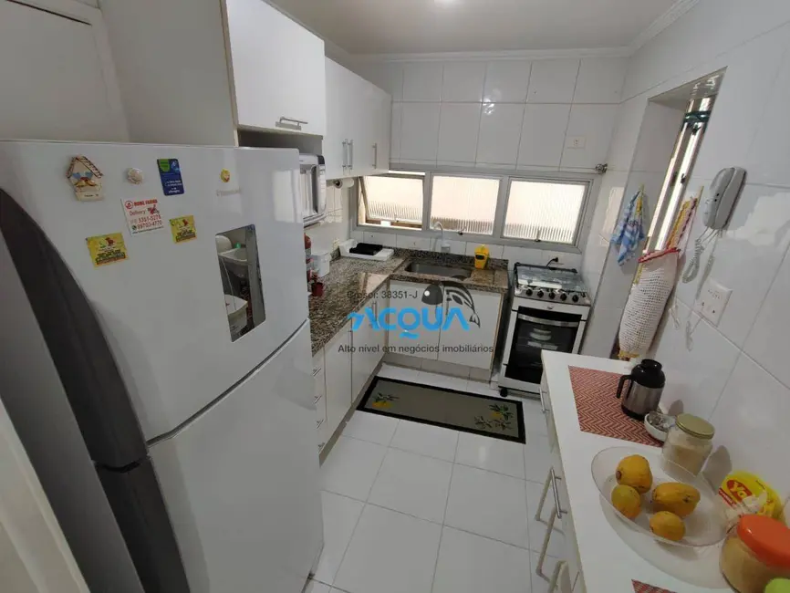 Foto 6 de Apartamento com 3 quartos à venda, 76m2 em Guaruja - SP