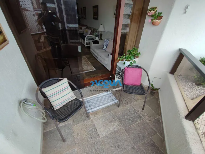 Foto 5 de Apartamento com 3 quartos à venda, 103m2 em Guaruja - SP