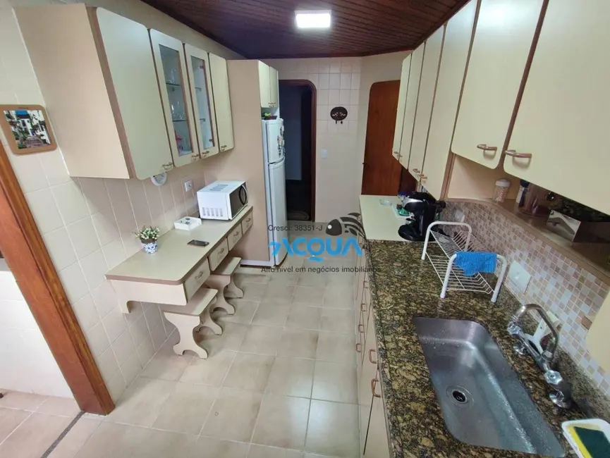 Foto 8 de Apartamento com 3 quartos à venda, 103m2 em Guaruja - SP