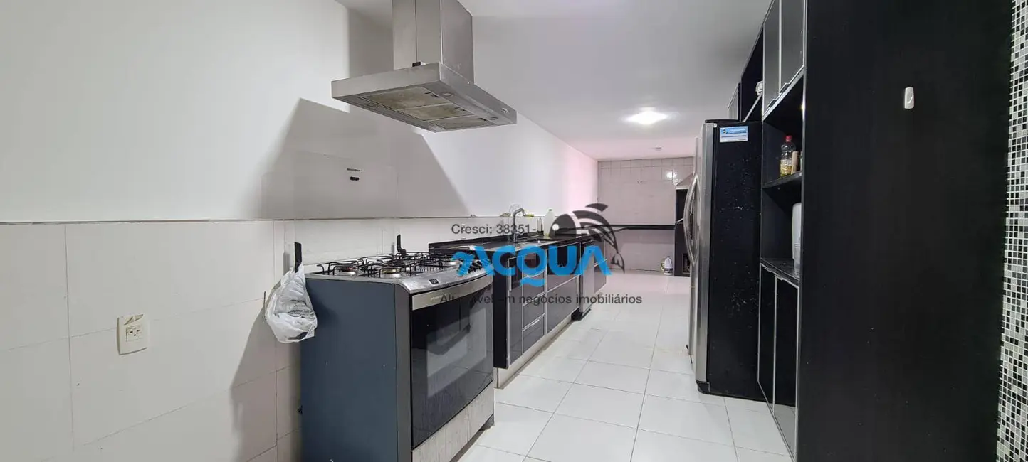 Apartamento com 4 quartos à venda, 320m2 em Jardim Três Marias, Guaruja - SP - imagem 5 Foto 5 de Apartamento com 4 quartos à venda, 320m2 em Jardim Três Marias, Guaruja - SP
