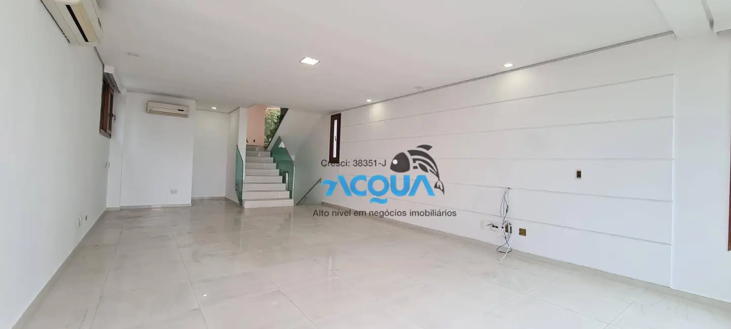 Apartamento com 4 quartos à venda, 320m2 em Jardim Três Marias, Guaruja - SP - imagem 2 Foto 2 de Apartamento com 4 quartos à venda, 320m2 em Jardim Três Marias, Guaruja - SP