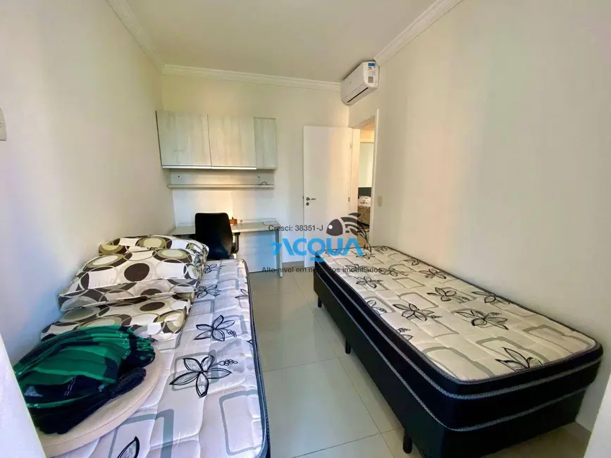 Foto 6 de Apartamento com 3 quartos à venda, 130m2 em Vila Alzira, Guaruja - SP