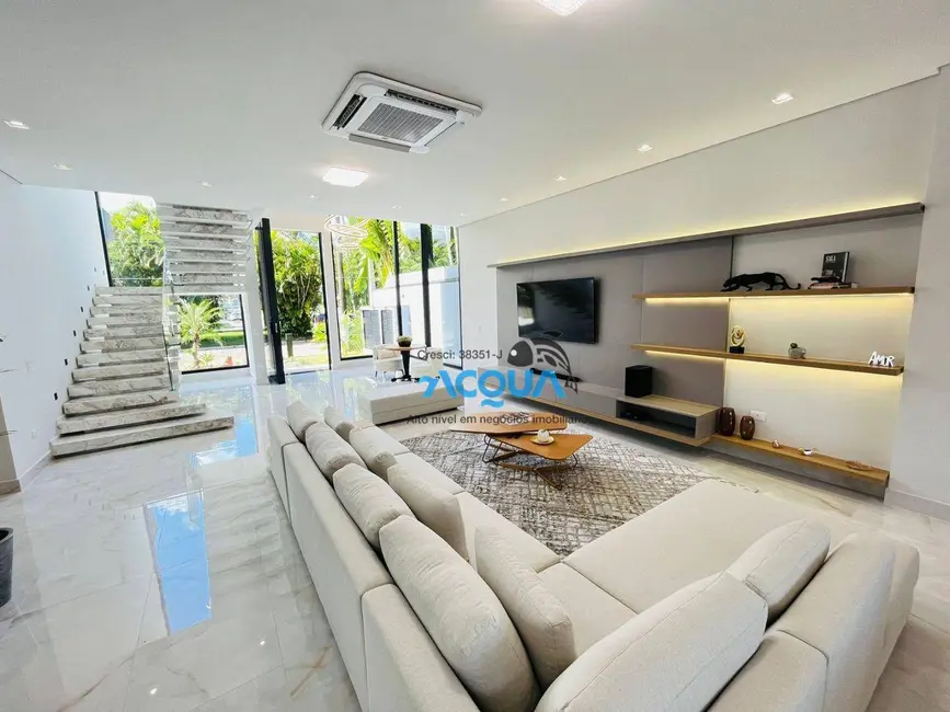 Casa de Condomínio com 6 quartos à venda, 525m2 em Acapulco, Guaruja - SP - imagem 8 Foto 8 de Casa de Condomínio com 6 quartos à venda, 525m2 em Acapulco, Guaruja - SP