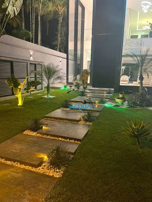 Casa de Condomínio com 6 quartos à venda, 525m2 em Acapulco, Guaruja - SP - imagem 3 Foto 3 de Casa de Condomínio com 6 quartos à venda, 525m2 em Acapulco, Guaruja - SP