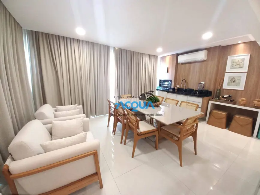 Foto 4 de Apartamento com 3 quartos à venda, 148m2 em Guaruja - SP