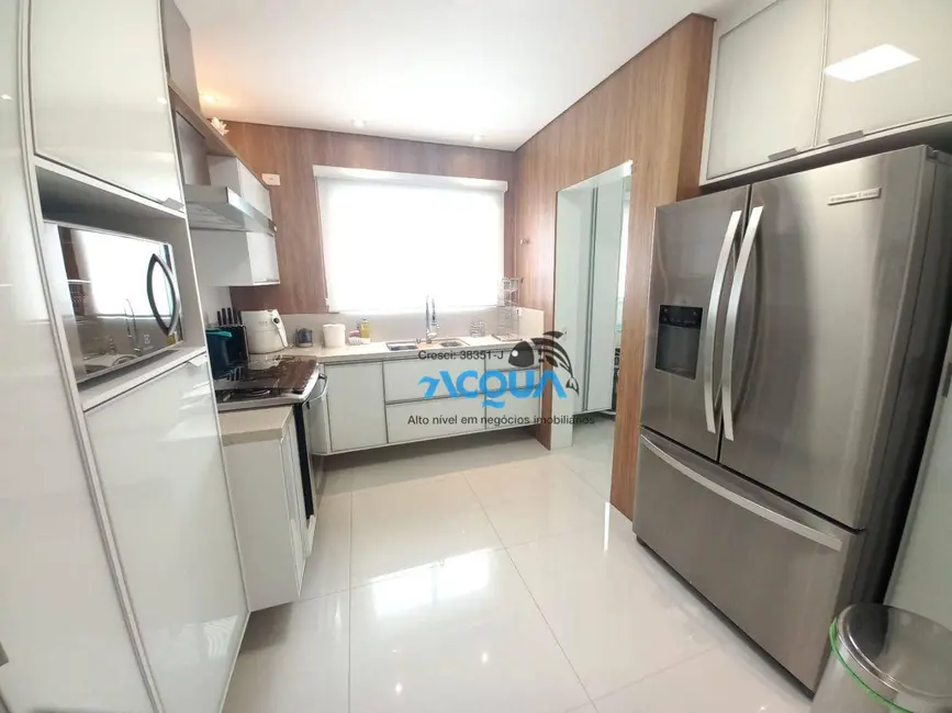 Foto 5 de Apartamento com 3 quartos à venda, 148m2 em Guaruja - SP