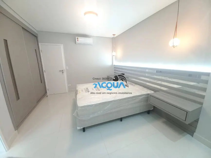 Foto 4 de Apartamento com 3 quartos à venda, 148m2 em Guaruja - SP